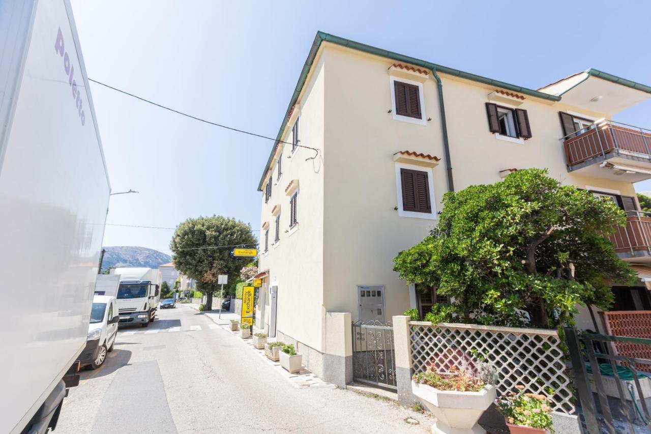 Apartments Marin With Sea View Baška Екстериор снимка