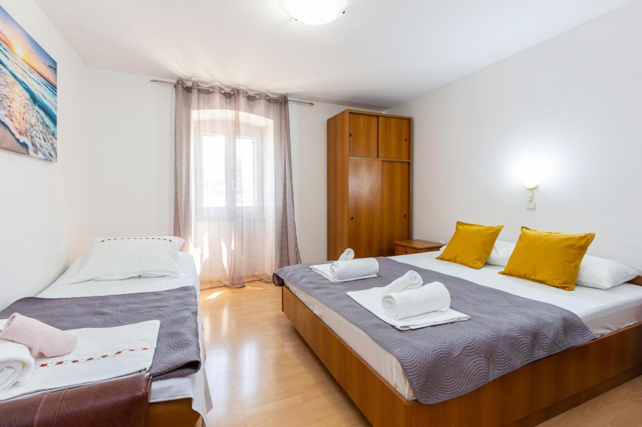 Apartments Marin With Sea View Baška Екстериор снимка