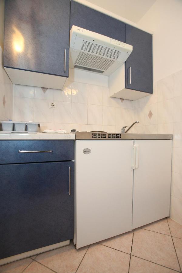 Apartments Marin With Sea View Baška Екстериор снимка